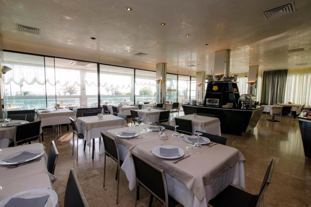 Hotel Derby Rimini Dış mekan fotoğraf