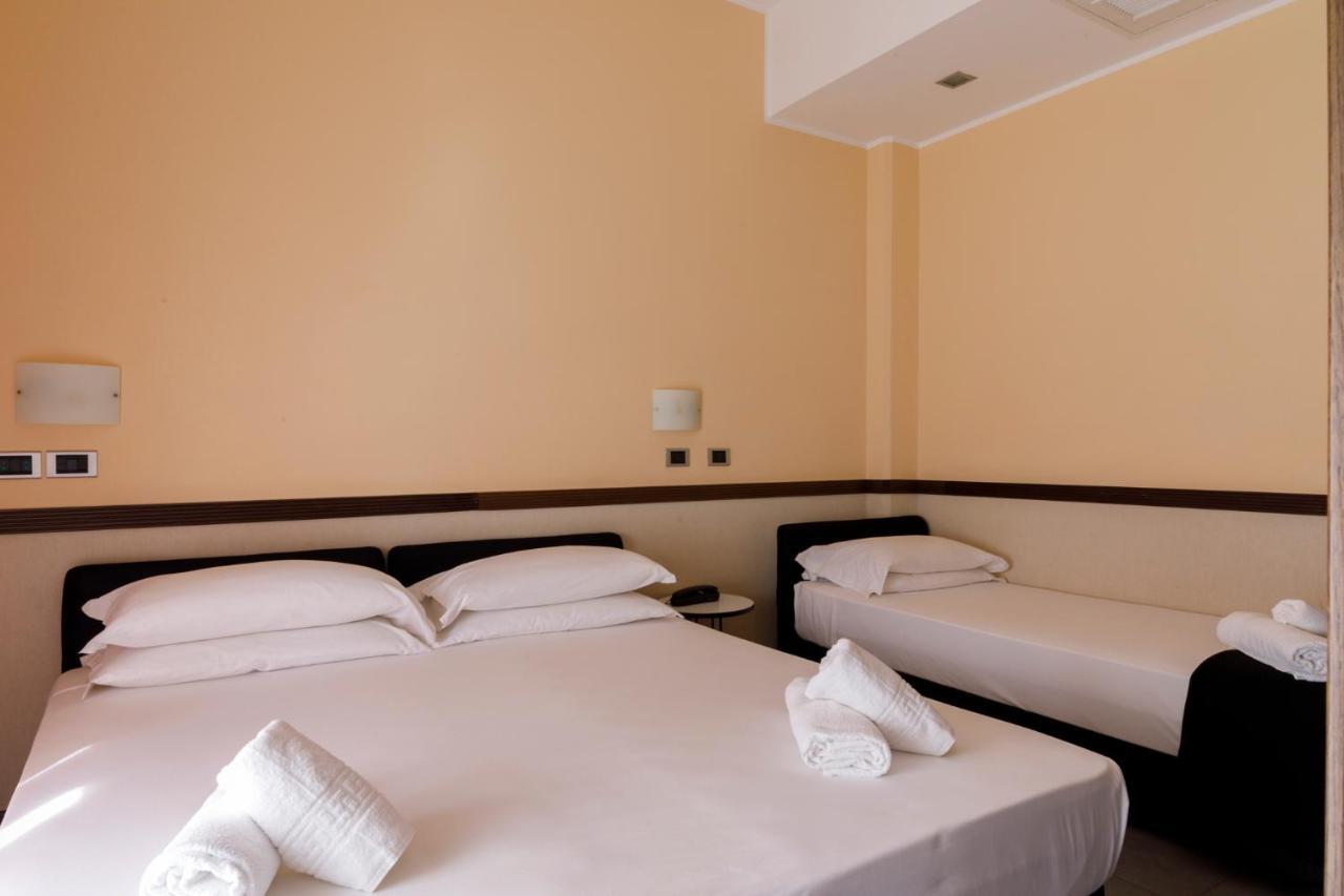 Hotel Derby Rimini Dış mekan fotoğraf