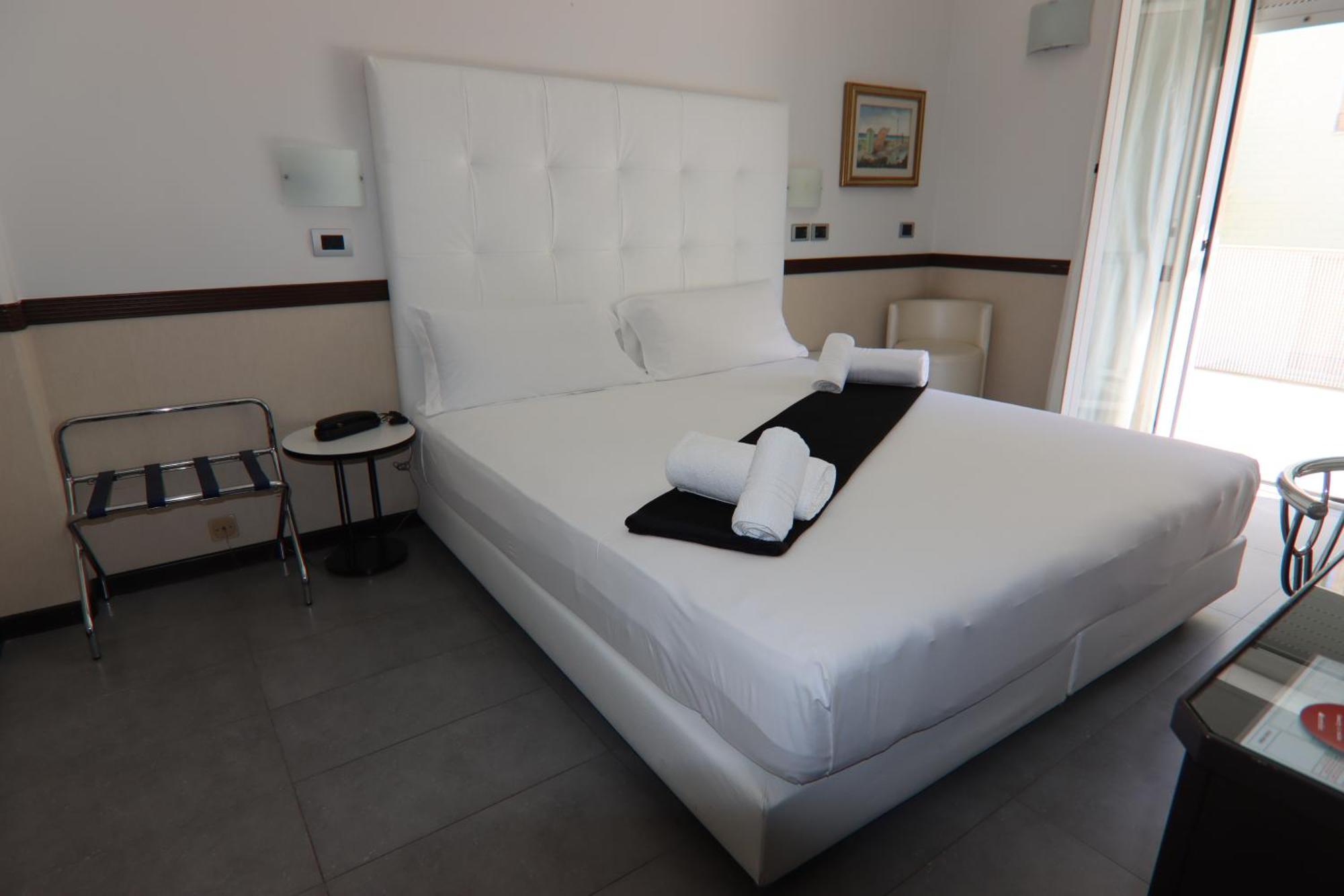 Hotel Derby Rimini Dış mekan fotoğraf